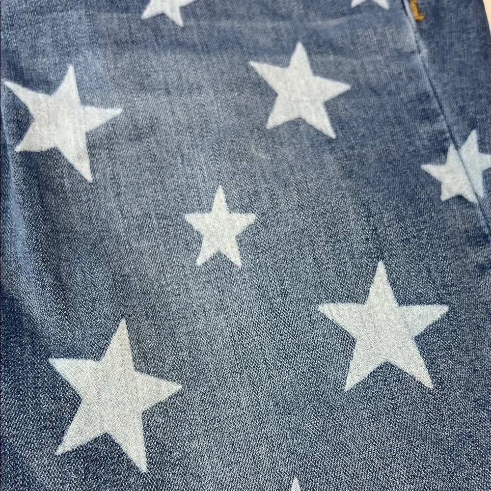 Judy Blue Star-Patterned‎ Blue Jeans - Picture 11 of 11